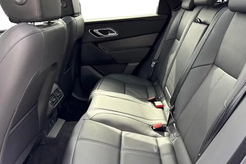 KW73YDN Land Rover Range Rover Velar 2.0 P400e Dynamic SE 5dr Thumbnail #5