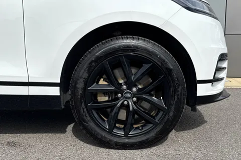 KW73YDN Land Rover Range Rover Velar 2.0 P400e Dynamic SE 5dr Thumbnail #9