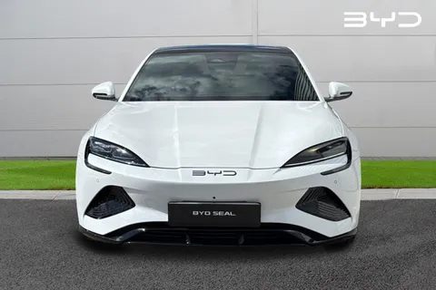 DG25RNO BYD SEAL 82.5kWh Excellence Auto AWD 4dr Thumbnail #2