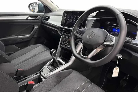 GJ74UKY Volkswagen T-Roc 1.5 TSI Life 5dr **DELIVERY MILES** Thumbnail #6