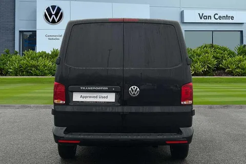 DF74HLY Volkswagen Transporter 2.0 TDI 110 Highline Van Thumbnail #7