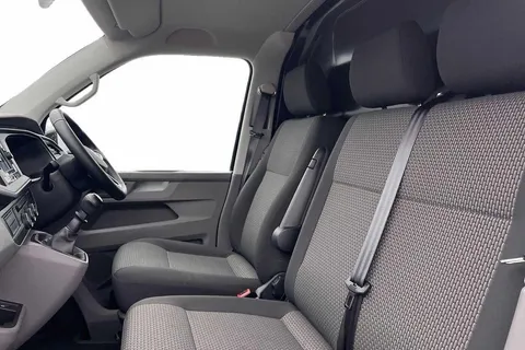 DF74HLY Volkswagen Transporter 2.0 TDI 110 Highline Van Thumbnail #10