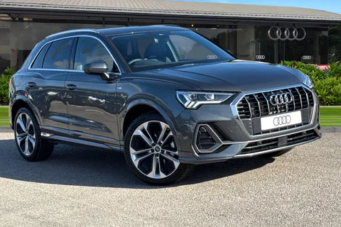 Audi Q3 1.5 TFSI CoD 35 S line S Tronic Euro 6 (s/s) 5dr Thumbnail #2