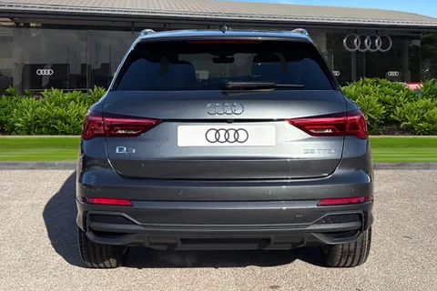 Audi Q3 1.5 TFSI CoD 35 S line S Tronic Euro 6 (s/s) 5dr Thumbnail #5