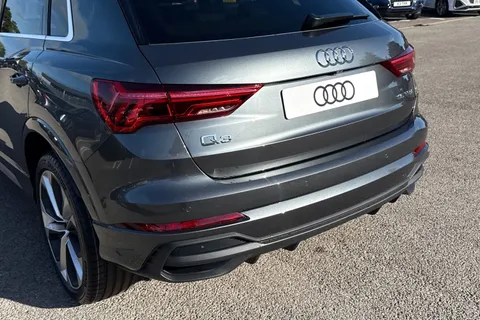 Audi Q3 1.5 TFSI CoD 35 S line S Tronic Euro 6 (s/s) 5dr Thumbnail #8
