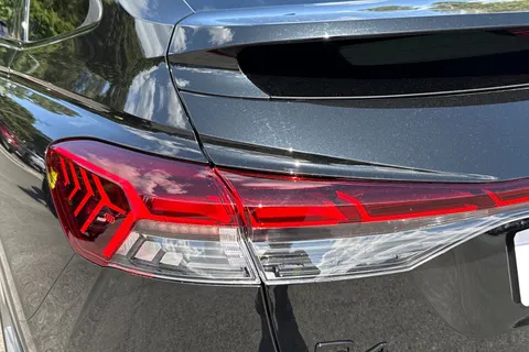 Audi Q4 e-tron 45 Black Edition Sportback Auto 5dr 82kWh Thumbnail #7
