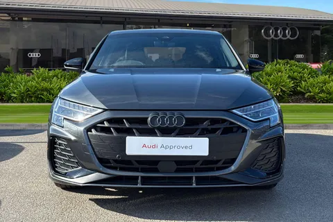 KM74WYP Audi A3 Black Edition 35 TFSI 150 PS S tronic Thumbnail #6