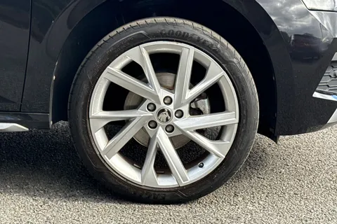 MK72UWO Škoda Kamiq 1.0 TSI SE L Executive Euro 6 (s/s) 5dr Thumbnail #7