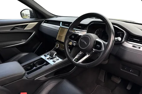 DK71PGZ Jaguar F-Pace 2.0 D200 MHEV R-Dynamic S Auto AWD Euro 6 (s/s) 5dr Thumbnail #8