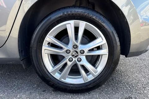 BN74NBZ Škoda Fabia 1.0 TSI 116 SE L 5dr DSG Thumbnail #14