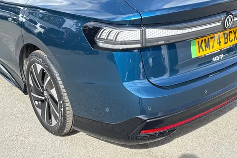 KM74BCX Volkswagen Id.7 210kW Match Pro 77kWh 5dr Auto | Heat pump | Rear camera Thumbnail #8
