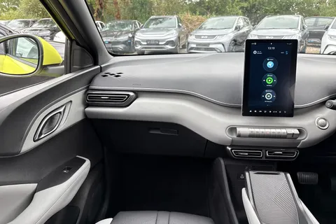 DS25TNV BYD Dolphin Surf 43.2kWh Boost Auto 5dr Thumbnail #16