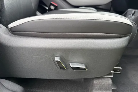 DS25TNV BYD Dolphin Surf 43.2kWh Boost Auto 5dr Thumbnail #29