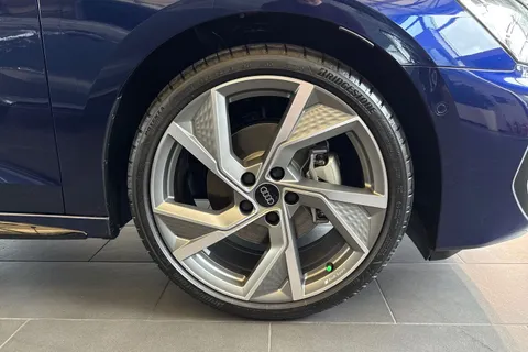  Audi A3 1.5 TFSI Black Edition Sportback Euro 6 (s/s) 5dr Thumbnail #7