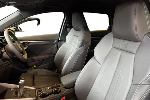  Audi A3 1.5 TFSI Black Edition Sportback Euro 6 (s/s) 5dr Thumbnail #11