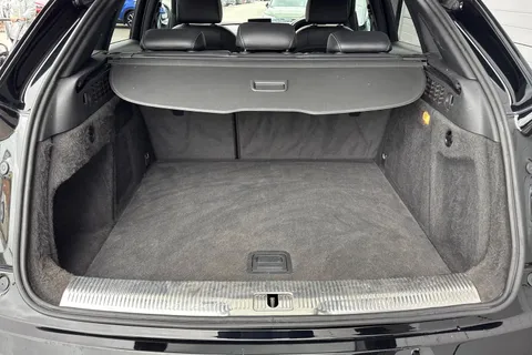 BK68JZJ Audi Q3 1.4 TFSI CoD S line Edition Euro 6 (s/s) 5dr Thumbnail #7