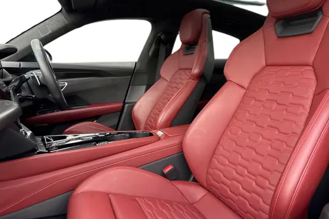 FP22YXA Audi e-tron GT 93.4kWh Vorsprung Auto quattro 4dr Thumbnail #11