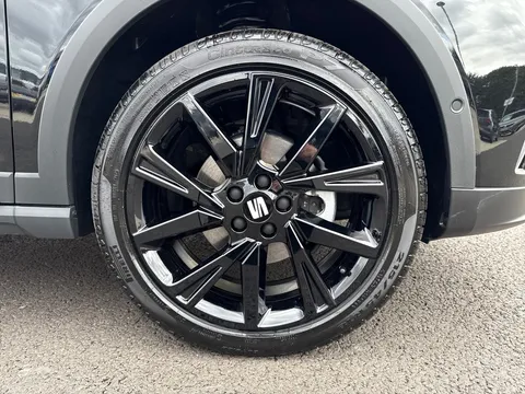 KJ25RXV SEAT Arona 1.0 TSI 115 FR Black Edition 5dr DSG ** DELIVERY MILEAGE** Thumbnail #7