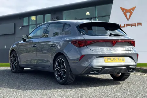 DK25XYW CUPRA Leon 1.5 eTSI V1 DSG Euro 6 (s/s) 5dr Thumbnail #3