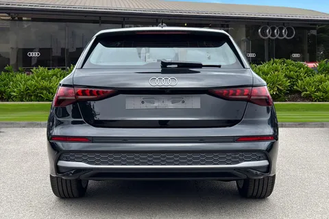 Audi A3 2.0 TDI Sport Sportback S Tronic Euro 6 (s/s) 5dr Thumbnail #5