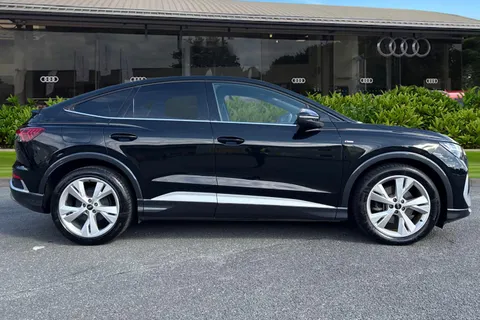 YG72VTV Audi Q4 e-tron Q4 Sportback S line 35 e-tron 125,00 kW Thumbnail #4