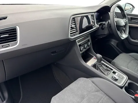 KR25GVJ SEAT Ateca 1.5 TSI EVO Xperience 5dr DSG ** DELIVERY MILEAGE** Thumbnail #9