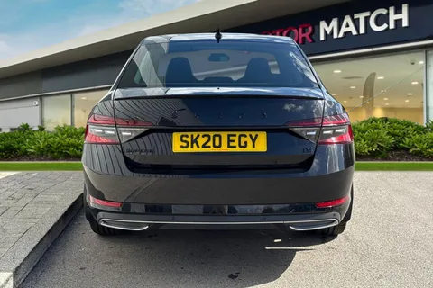 4 of 64 for SKODA SUPERB 1.4 TSI iV Sport Line Plus DSG 5dr