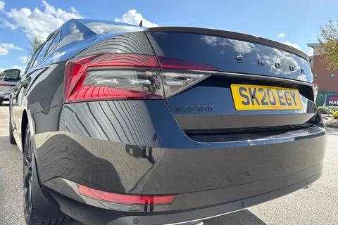8 of 64 for SKODA SUPERB 1.4 TSI iV Sport Line Plus DSG 5dr