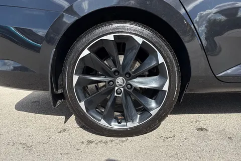 10 of 64 for SKODA SUPERB 1.4 TSI iV Sport Line Plus DSG 5dr