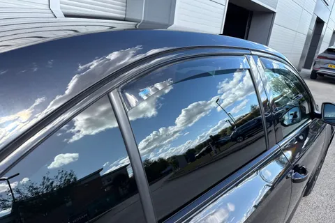 28 of 64 for SKODA SUPERB 1.4 TSI iV Sport Line Plus DSG 5dr