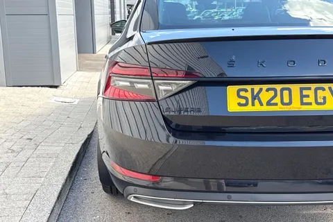 30 of 64 for SKODA SUPERB 1.4 TSI iV Sport Line Plus DSG 5dr