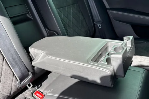 36 of 64 for SKODA SUPERB 1.4 TSI iV Sport Line Plus DSG 5dr