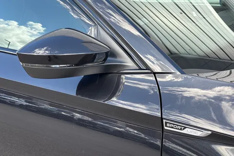 38 of 64 for SKODA SUPERB 1.4 TSI iV Sport Line Plus DSG 5dr