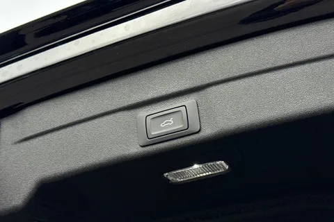 Audi A5 Avant 2.0 TDI S line S Tronic Euro 6 (s/s) 5dr Thumbnail #25