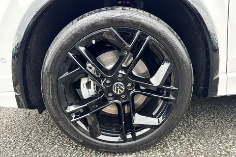 Volkswagen Tiguan 1.5 TSI eHybrid 19.7kWh R-Line DSG Euro 6 (s/s) 5dr Thumbnail #11