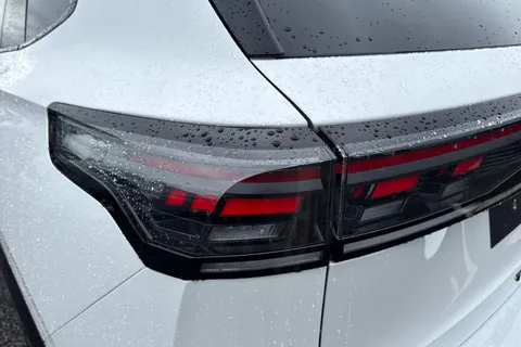 Volkswagen Tiguan 1.5 TSI eHybrid 19.7kWh R-Line DSG Euro 6 (s/s) 5dr Thumbnail #31