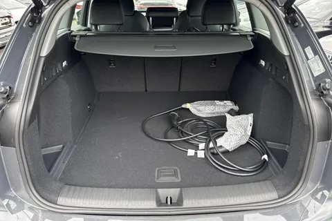 Audi Q6 E-Tron 100kWh Performance Sport Auto 5dr Thumbnail #7