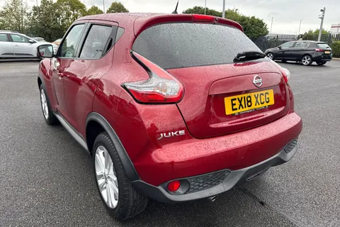 EX18XCG Nissan Juke 1.6 N-Connecta XTRON Euro 6 5dr Thumbnail #8