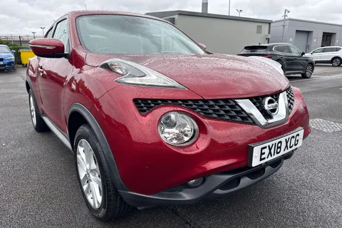 EX18XCG Nissan Juke 1.6 N-Connecta XTRON Euro 6 5dr Thumbnail #9