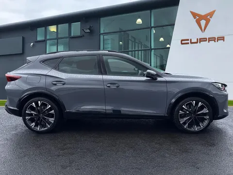 KS74XTH CUPRA Formentor CUPRA Formentor VZ2 2.0 TSI DSG-auto 4Drive 333 7-speed automatic Thumbnail #4