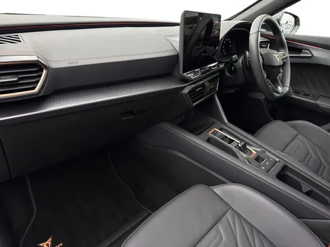 KS74XTH CUPRA Formentor CUPRA Formentor VZ2 2.0 TSI DSG-auto 4Drive 333 7-speed automatic Thumbnail #9