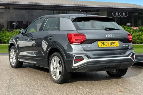 PN71NBG Audi Q2 S line 35 TFSI 150 PS 6-speed Thumbnail #3
