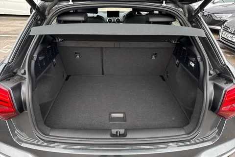 PN71NBG Audi Q2 S line 35 TFSI 150 PS 6-speed Thumbnail #7