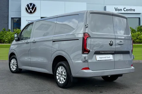 BC25ZCE Volkswagen Transporter 2.0 TDI 110 Commerce Pro Van Thumbnail #3