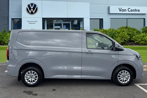 BC25ZCE Volkswagen Transporter 2.0 TDI 110 Commerce Pro Van Thumbnail #4