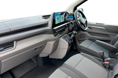 BC25ZCE Volkswagen Transporter 2.0 TDI 110 Commerce Pro Van Thumbnail #9