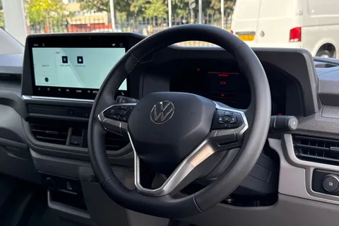 BG25MVZ Volkswagen E-Transporter 100kW 65kWh Commerce Plus Van Auto Thumbnail #13