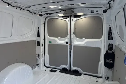 BG25MVZ Volkswagen E-Transporter 100kW 65kWh Commerce Plus Van Auto Thumbnail #14