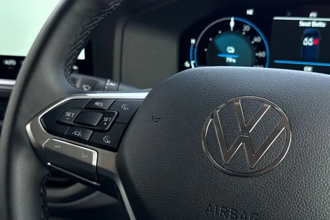 BG25MVZ Volkswagen E-Transporter 100kW 65kWh Commerce Plus Van Auto Thumbnail #57