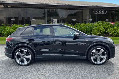 KW74GGU Audi Q4 e-tron 125kW 35 55kWh Black Edition 5dr Auto Thumbnail #4